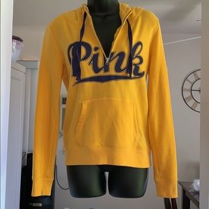 VS Pink Logo Sweatshirt